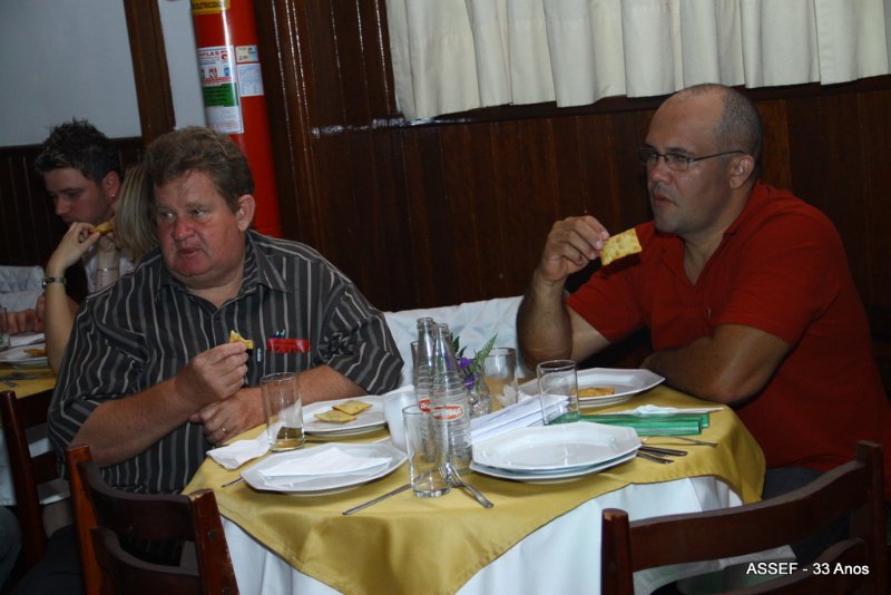 2010_11_20_jantar_dan%c3%a7ante_assef_33_anos-151