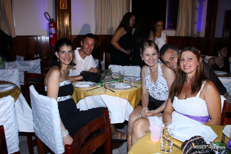 2010_11_20_jantar_dan%c3%a7ante_assef_33_anos-247