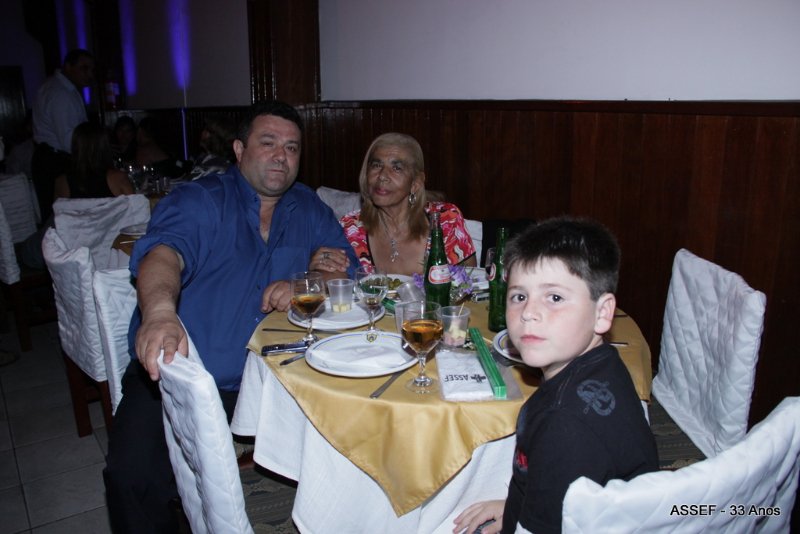 2010_11_20_jantar_dan%c3%a7ante_assef_33_anos-278