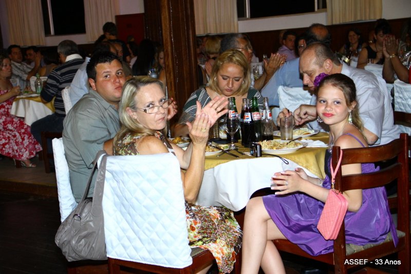 2010_11_20_jantar_dan%c3%a7ante_assef_33_anos-352