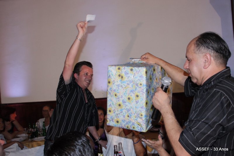 2010_11_20_jantar_dan%c3%a7ante_assef_33_anos-400