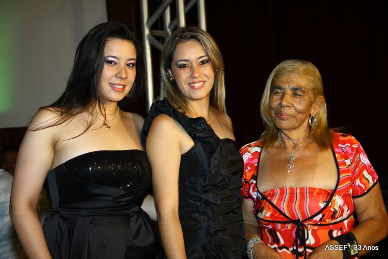 2010_11_20_jantar_dan%c3%a7ante_assef_33_anos-411