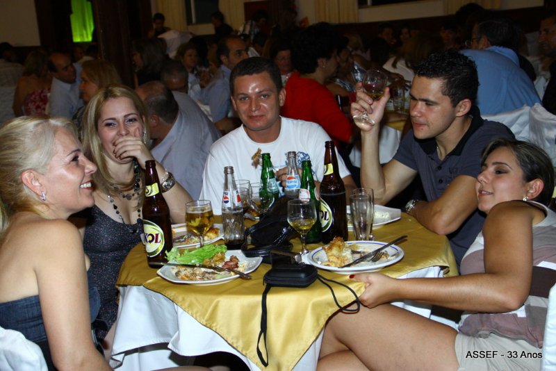 2010_11_20_jantar_dan%c3%a7ante_assef_33_anos-414