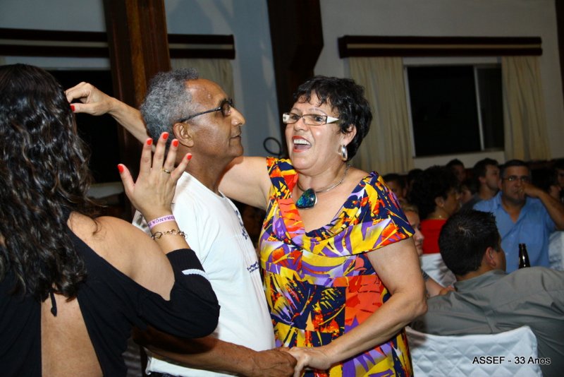 2010_11_20_jantar_dan%c3%a7ante_assef_33_anos-523