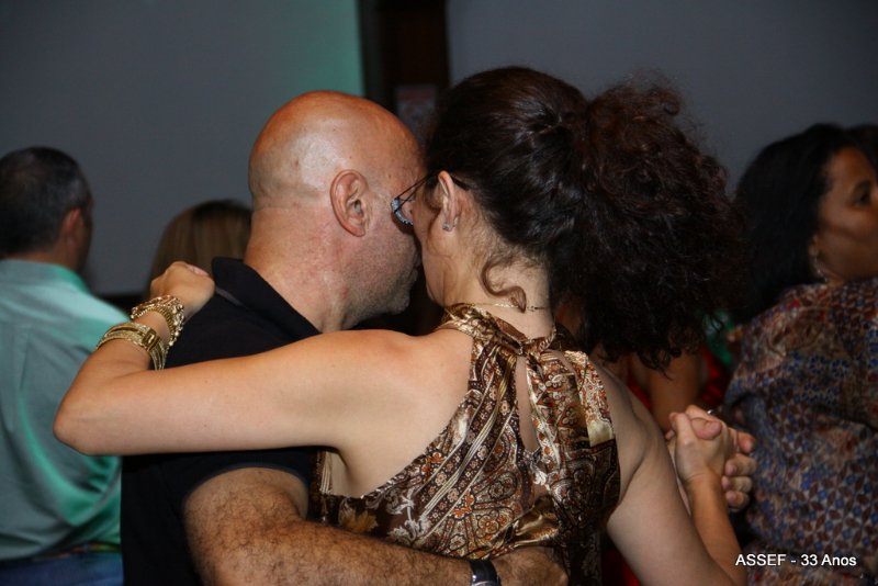 2010_11_20_jantar_dan%c3%a7ante_assef_33_anos-541
