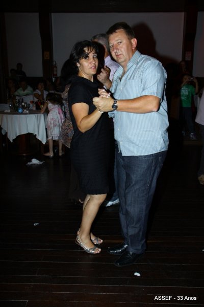 2010_11_20_jantar_dan%c3%a7ante_assef_33_anos-562