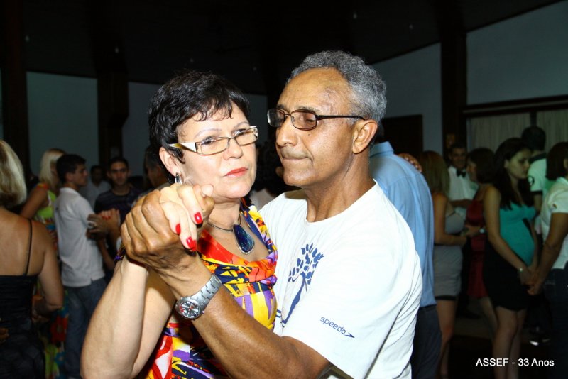 2010_11_20_jantar_dan%c3%a7ante_assef_33_anos-580