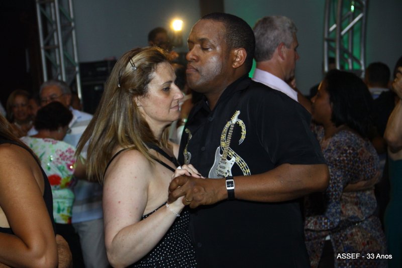 2010_11_20_jantar_dan%c3%a7ante_assef_33_anos-617