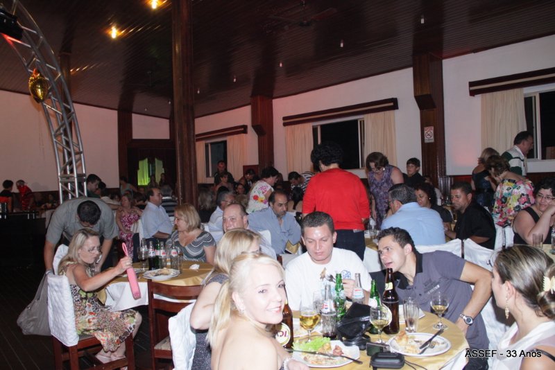 2010_11_20_jantar_dan%c3%a7ante_assef_33_anos-664