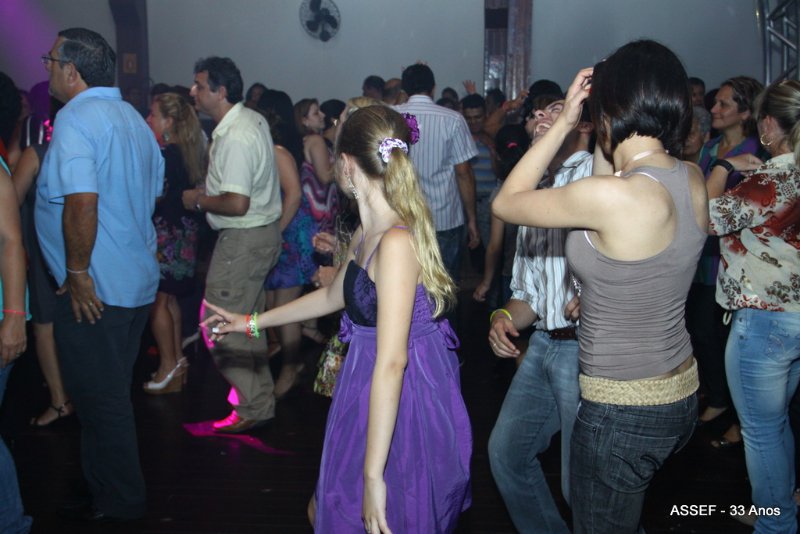 2010_11_20_jantar_dan%c3%a7ante_assef_33_anos-702