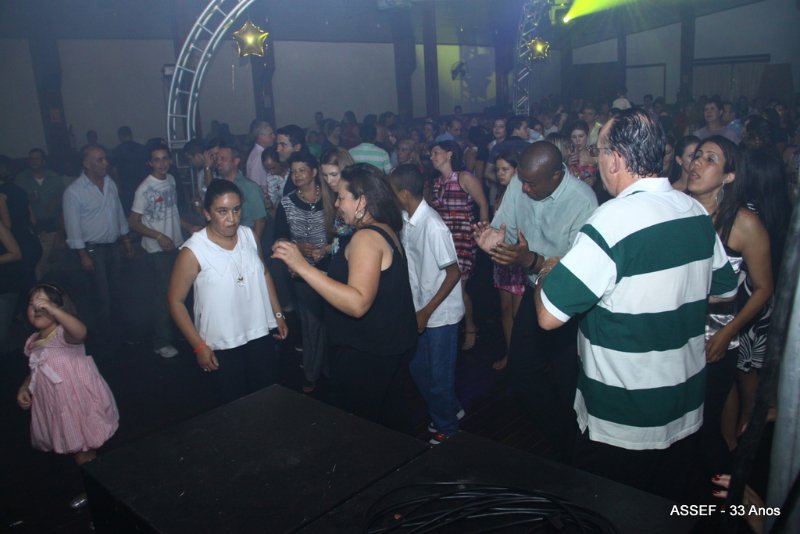 2010_11_20_jantar_dan%c3%a7ante_assef_33_anos-745