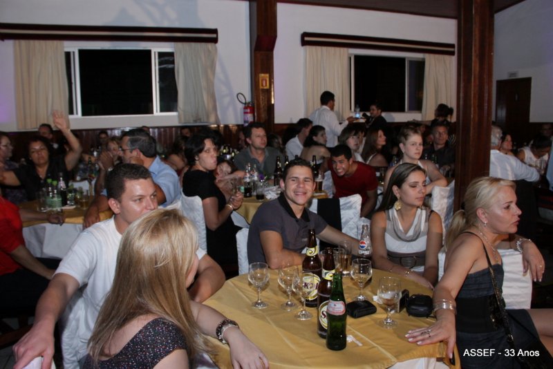 2010_11_20_jantar_dan%c3%a7ante_assef_33_anos-771