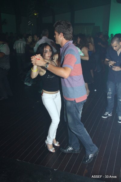 2010_11_20_jantar_dan%c3%a7ante_assef_33_anos-842