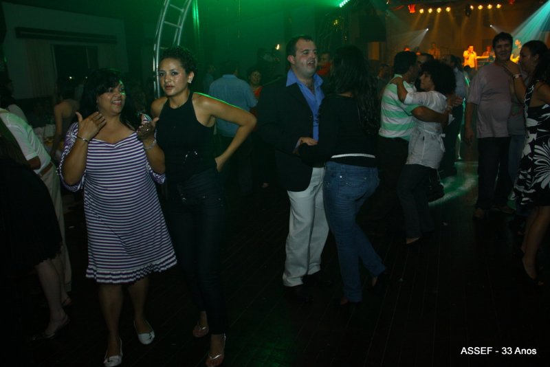 2010_11_20_jantar_dan%c3%a7ante_assef_33_anos-866