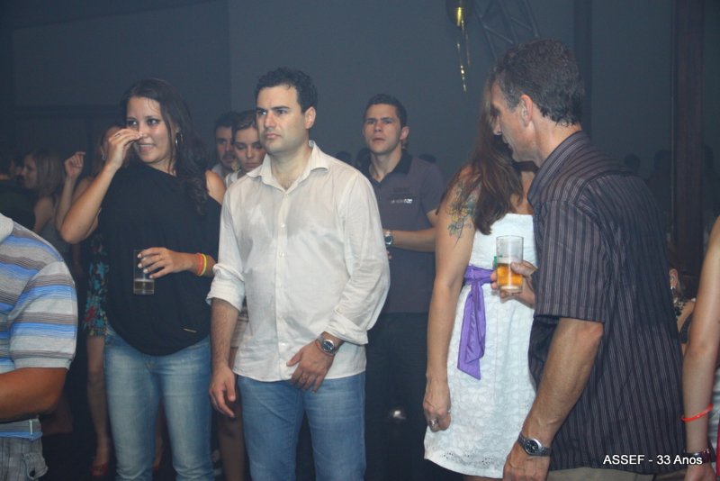 2010_11_20_jantar_dan%c3%a7ante_assef_33_anos-889