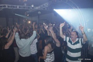 33 ANOS COMEMORADO COM FESTA